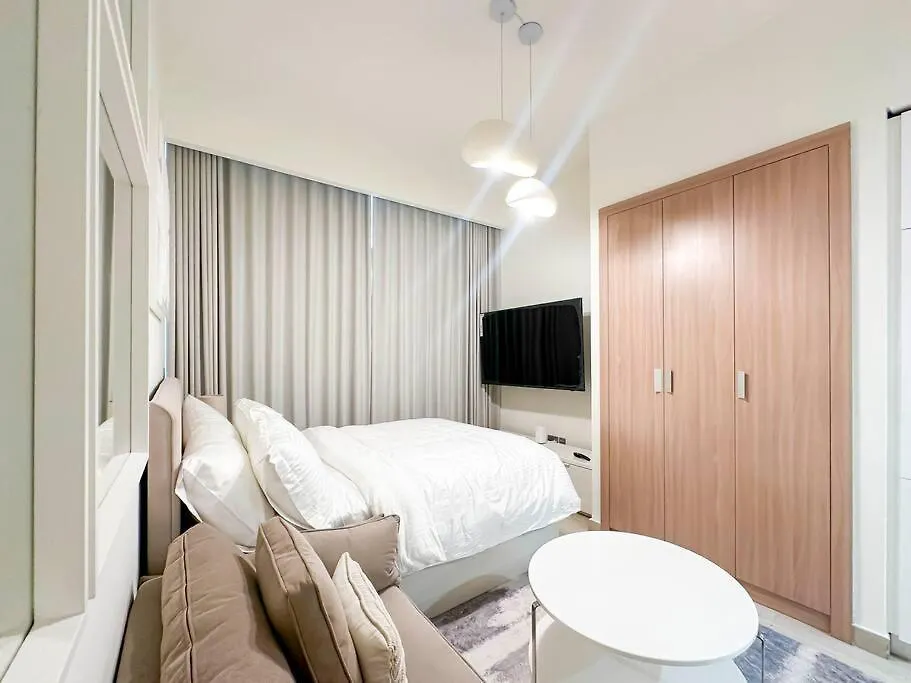 Luxury Studio Near Burj Khalifa In Azizi Riviera Dubai Apartment